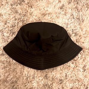 Black unisex | mens and  Womens black bucket hat NWT unopened